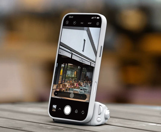 MagCam2 Bluetooth Camera Controller with Fill Light & Wireless Charging